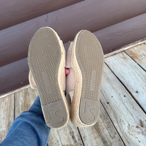 Franco Sarto Pirouette Wedge Sandals 8M Tan Suede Bow Espadrille Slingback - Picture 8 of 9